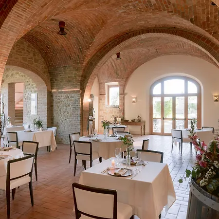 보르고 산탐브로지오 - 팜스테이 피엔자