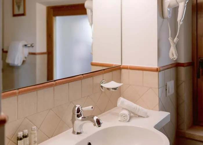 Borgo Sant'ambrogio - *